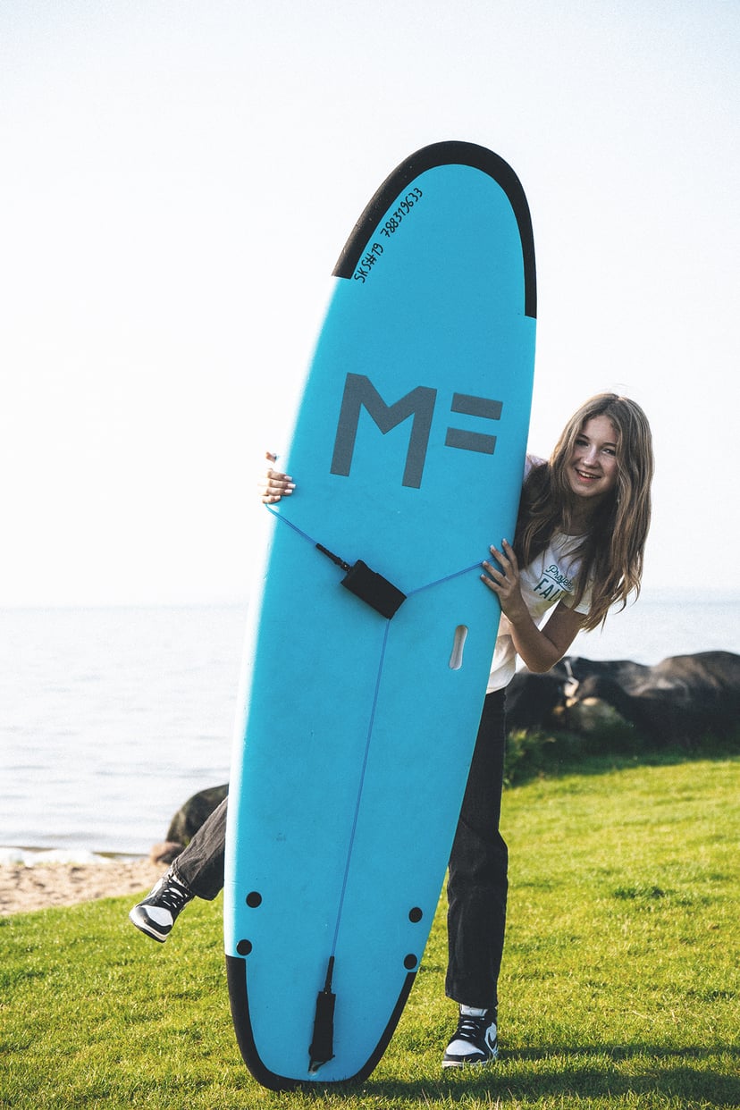 Trenerzy surfingu z dziećmi